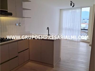 Apartaestudio en venta en El Poblado, Medellín, 43 m² · foto 7 de 20