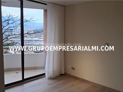 Apartaestudio en venta en El Poblado, Medellín, 43 m² · foto 8 de 20