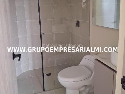 Apartaestudio en venta en El Poblado, Medellín, 43 m² · foto 14 de 20