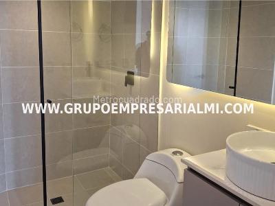 Apartaestudio en venta en El Poblado, Medellín, 43 m² · foto 16 de 20
