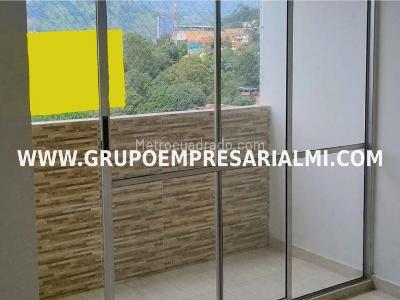 Apartamento en venta en Robledo, Medellín · foto 3 de 20