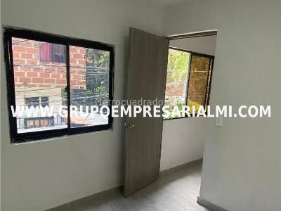 Apartamento de 2 alcobas en venta en Pachelly, Bello, 45 m² · foto 7 de 20