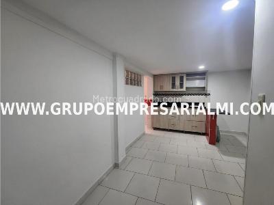 Apartaestudio en arriendo en El Velodromo, Medellín, 30 m² · foto 2 de 20