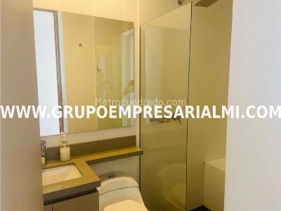 Apartamento en venta en El Poblado, Medellín · foto 8 de 20
