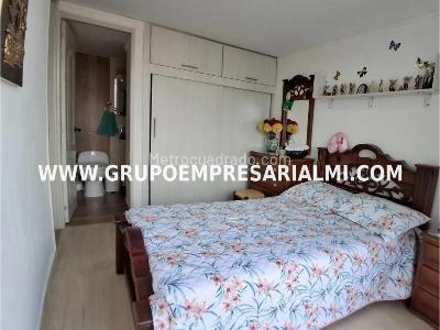 Apartamento en venta en El Poblado, Medellín · foto 6 de 20