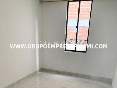 Casa de 3 alcobas en venta en Los Alcazares, Sabaneta, 92 m² · foto 14 de 20