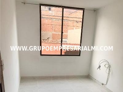 Casa de 3 alcobas en venta en Los Alcazares, Sabaneta, 92 m² · foto 16 de 20