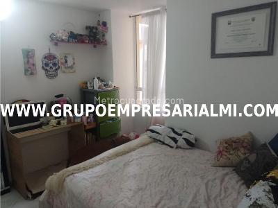 Apartamento en venta en La America, Medellín · foto 18 de 20