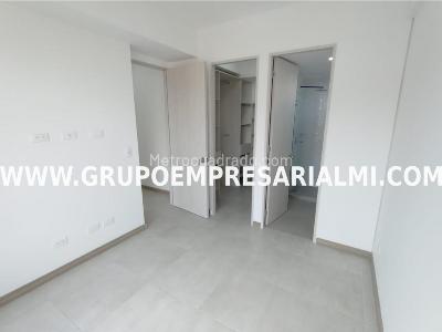 Apartamento de 2 alcobas en venta en San Jose, Sabaneta, 54 m² · foto 11 de 20