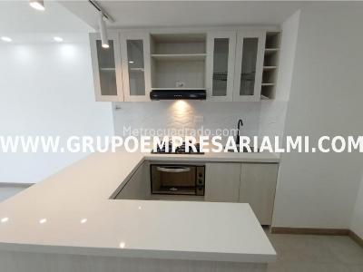 Apartamento de 2 alcobas en venta en San Jose, Sabaneta, 54 m² · foto 3 de 20
