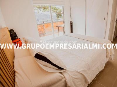 Apartamento de 3 alcobas en venta en La Inmaculada, Envigado, 112 m² · foto 11 de 20
