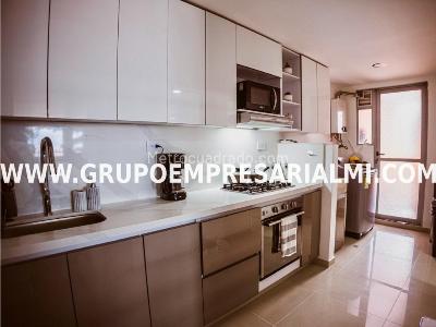 Apartamento de 3 alcobas en venta en La Inmaculada, Envigado, 112 m² · foto 4 de 20