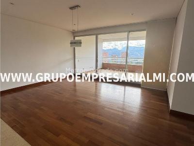 Apartamento de 3 alcobas en arriendo en Los Balsos, Medellín, 280 m² · foto 10 de 20