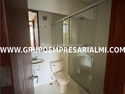 Apartamento de 3 alcobas en arriendo en Los Balsos, Medellín, 280 m² · foto 20 de 20