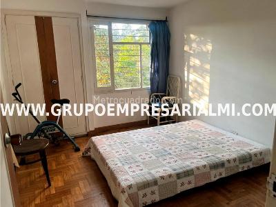 Apartamento de 3 alcobas en venta en La Florida, Medellín, 180 m² · foto 12 de 20