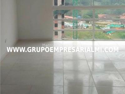 Apartamento de 3 alcobas en venta en Maria Auxiliadora, Sabaneta, 56 m² · foto 19 de 20