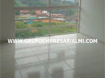 Apartamento de 3 alcobas en venta en Maria Auxiliadora, Sabaneta, 56 m² · foto 20 de 20