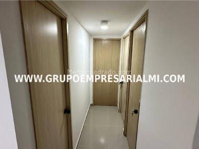 Apartamento de 3 alcobas en venta en Niquia, Bello, 52 m² · foto 3 de 20