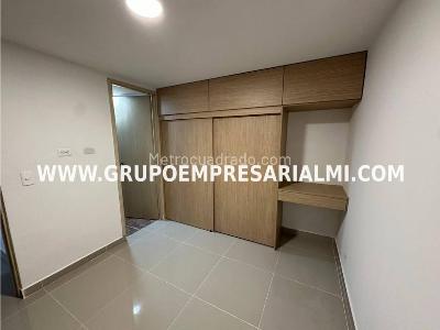 Apartamento de 3 alcobas en venta en Niquia, Bello, 52 m² · foto 4 de 20