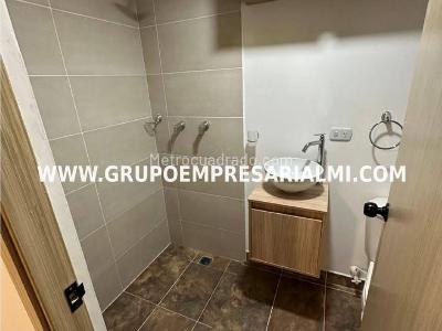 Apartamento de 3 alcobas en venta en Niquia, Bello, 52 m² · foto 10 de 20