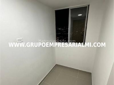 Apartamento de 3 alcobas en venta en Niquia, Bello, 52 m² · foto 18 de 20