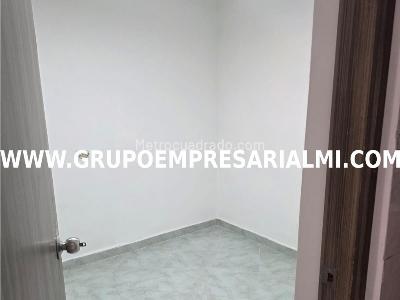 Apartamento de 3 alcobas en venta en Playa Rica, Bello, 70 m² · foto 11 de 20