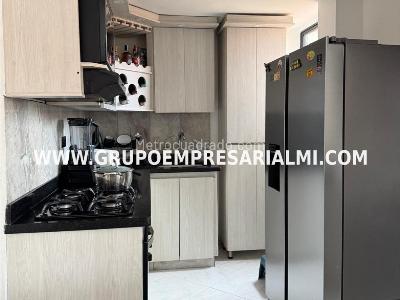 Apartamento de 3 alcobas en venta en El Dorado, Envigado, 84 m² · foto 3 de 20