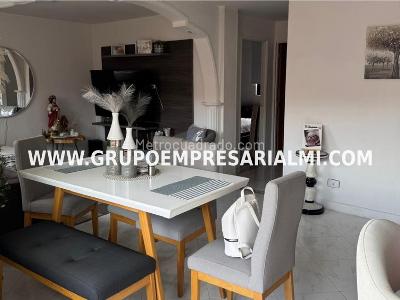 Apartamento de 3 alcobas en venta en El Dorado, Envigado, 84 m² · foto 5 de 20