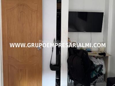 Apartamento de 3 alcobas en venta en El Dorado, Envigado, 84 m² · foto 18 de 20