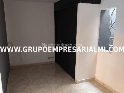 Apartamento de 5 alcobas en venta en Popular, Medellín, 31 m² · foto 3 de 20