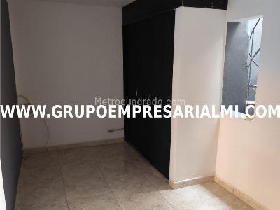 Apartamento de 5 alcobas en venta en Popular, Medellín, 31 m² · foto 10 de 20