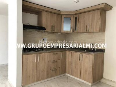 Apartamento de 3 alcobas en venta en Valerias, Bello, 70 m² · foto 3 de 20