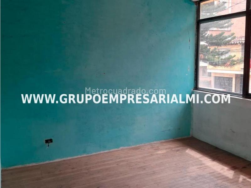 Local Comercial en Arriendo, Laureles, Medellín - Más