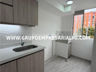 Apartamento en venta en Robledo, Medellín · foto 2 de 20