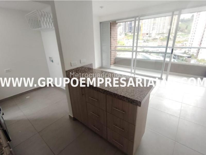 Apartamento Fabuloso de 3 Alcobas con Excelente Vista en Calasanz - 2