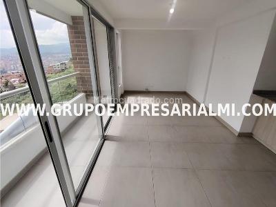 Apartamento en arriendo en Calasanz, Medellín · foto 2 de 20