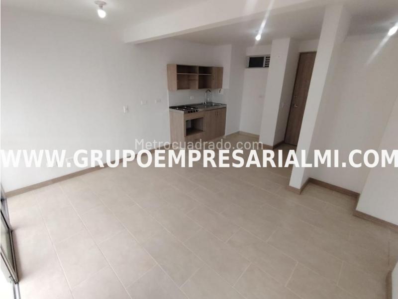 Apartamento de 3 Alcobas con Excelente Vista en Calasanz - 2