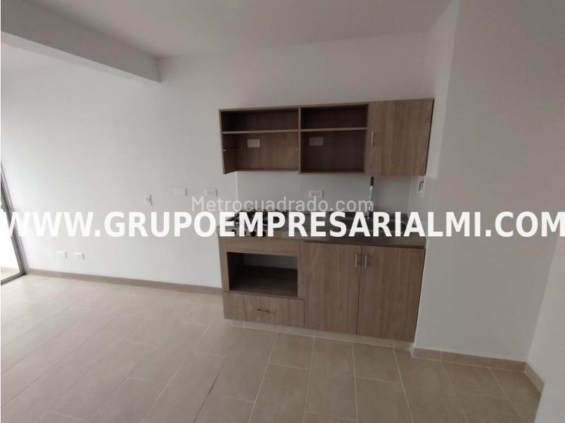 Apartamento de 3 Alcobas con Excelente Vista en Calasanz - 3