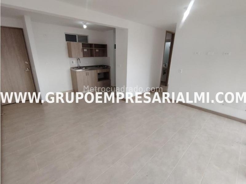 Apartamento de 3 Alcobas con Excelente Vista en Calasanz - 5
