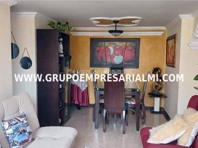 Apartamento de 3 alcobas en venta en Valerias, Bello, 59 m² · foto 2 de 20