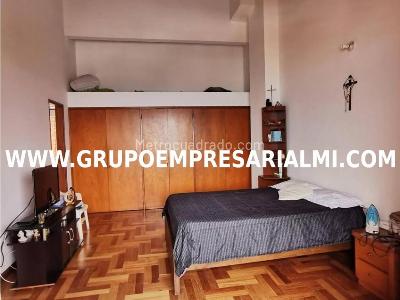 Apartamento de 3 alcobas en venta en El Poblado, Medellín, 189 m² · foto 13 de 20