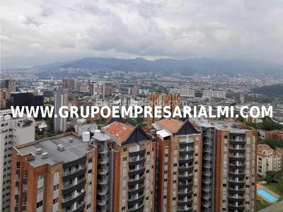 Apartamento de 3 alcobas en venta en El Poblado, Medellín, 189 m² · foto 16 de 20