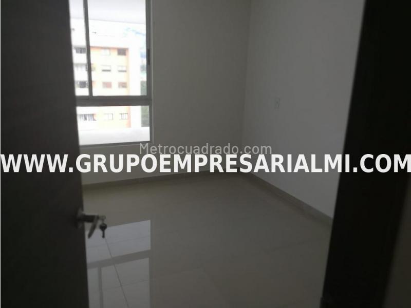 Apartamento Espectacular de 3 Alcobas en Conquistadores