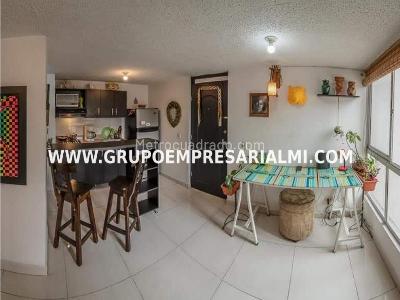 Apartamento de 2 alcobas en arriendo en Bombona, Medellín, 35 m² · foto 2 de 20