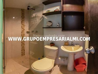 Apartamento de 2 alcobas en arriendo en Bombona, Medellín, 35 m² · foto 15 de 20