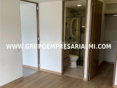 Apartamento de 2 alcobas en venta en San Jose, Sabaneta, 72 m² · foto 4 de 20