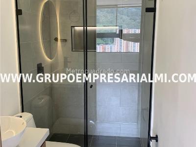 Apartamento de 2 alcobas en venta en San Jose, Sabaneta, 72 m² · foto 10 de 20