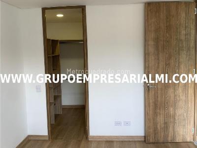 Apartamento de 2 alcobas en venta en San Jose, Sabaneta, 72 m² · foto 20 de 20