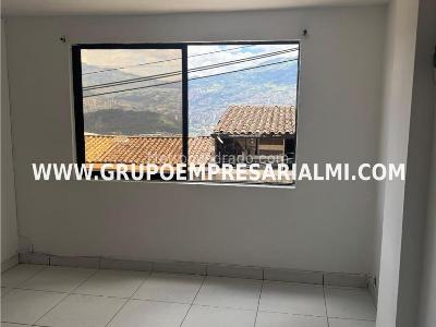 Apartamento en venta en Villa Hermosa, Medellín · foto 4 de 20