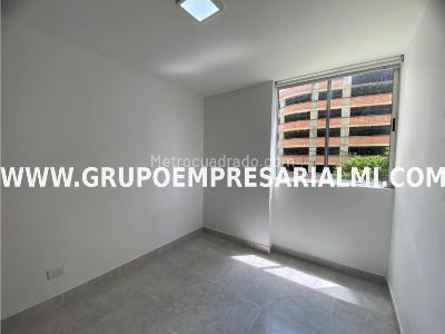 Apartamento de 2 alcobas en venta en La Doctora, Sabaneta, 51 m² · foto 14 de 20